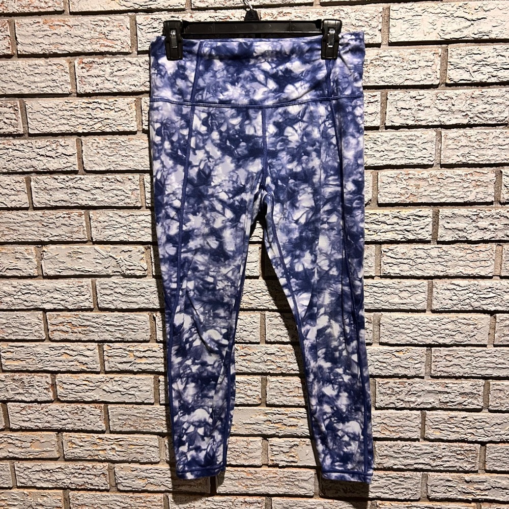 Athleta Womens Tie Dye High Rise Leggings Blue White Cloud Print Size M